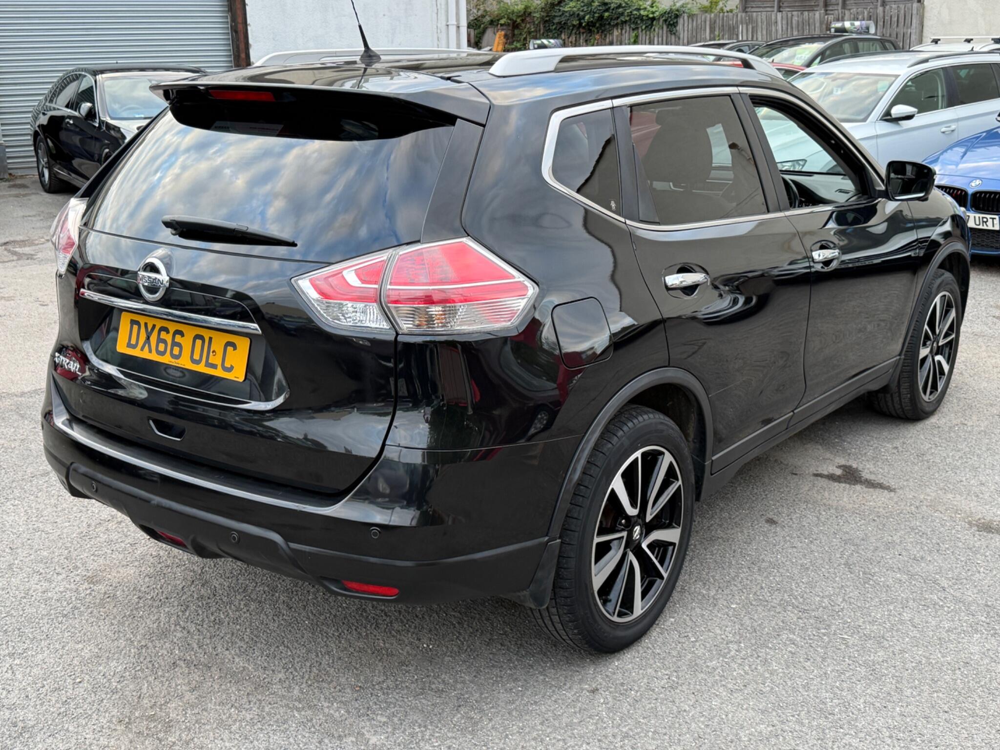 Nissan X-Trail - Image 16
