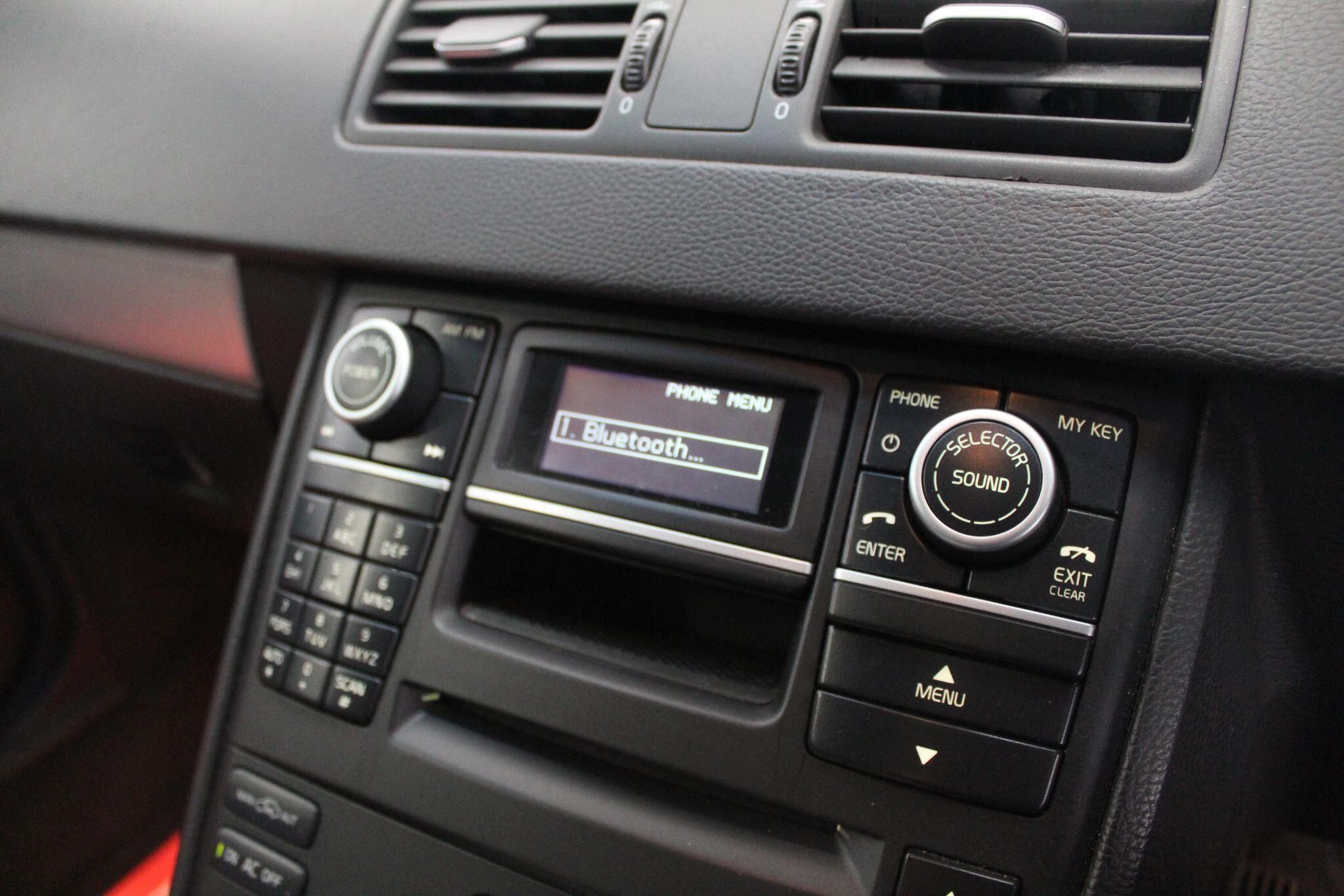 Volvo XC90 view 35