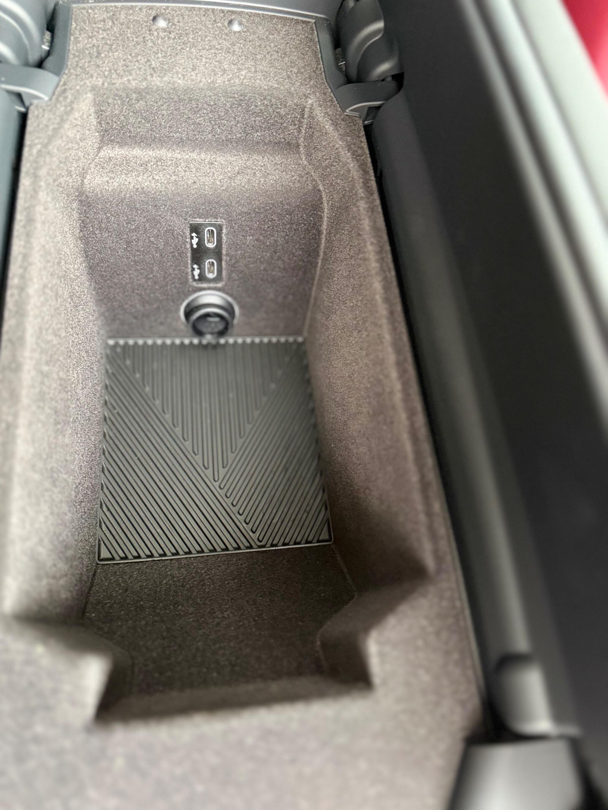 BMW 7 Series view 51