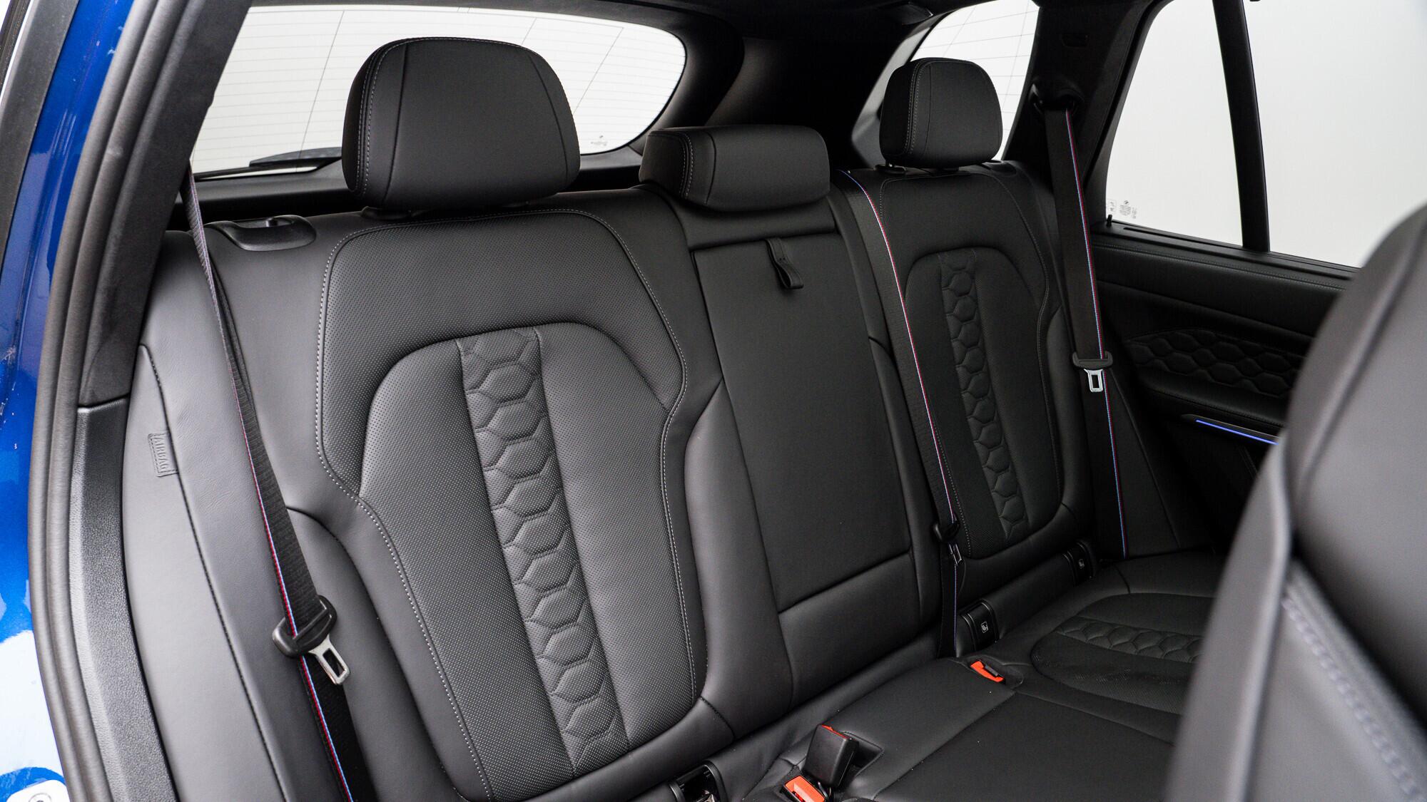 BMW X5 M view 20
