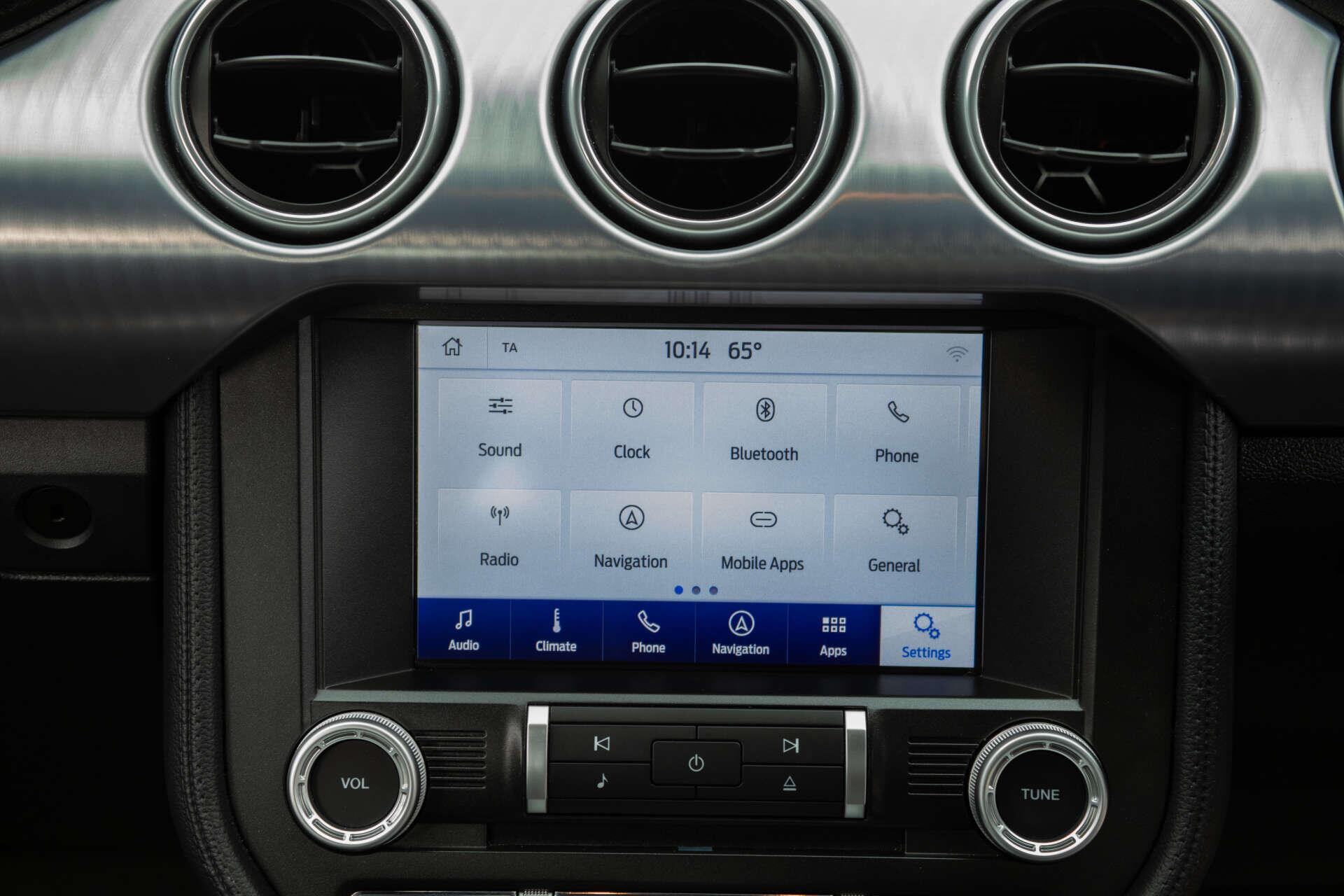 Ford Mustang view 69