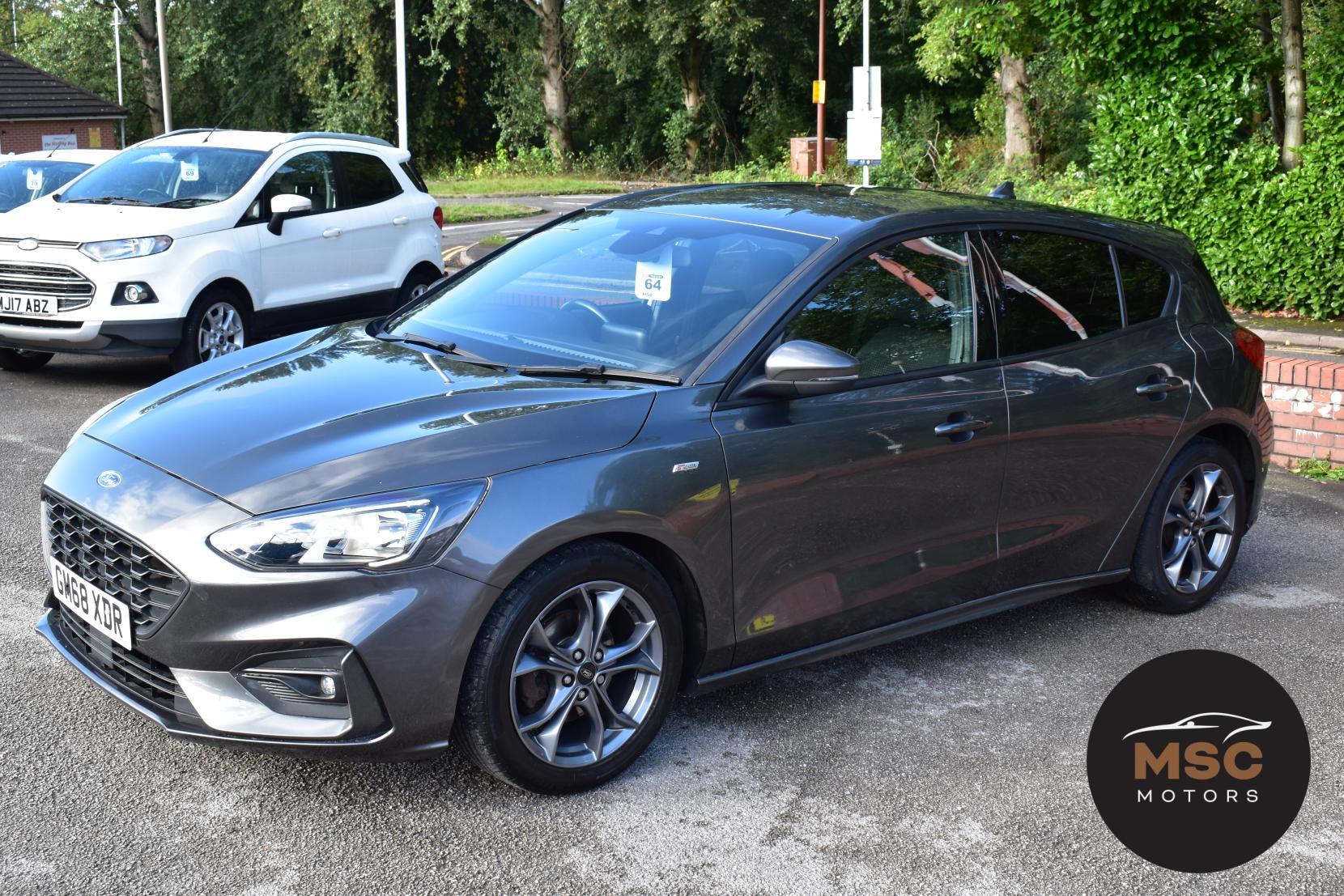 Ford Focus view 5