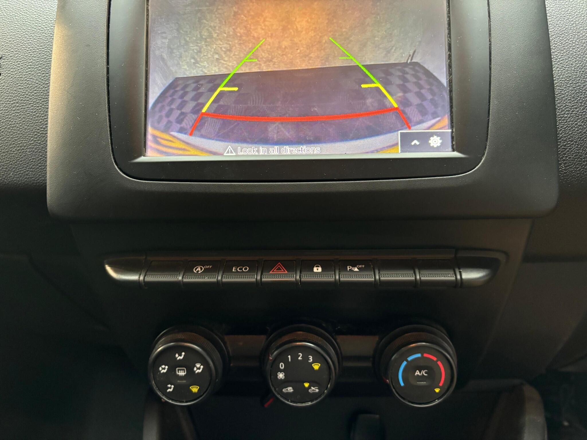 Dacia Duster view 15