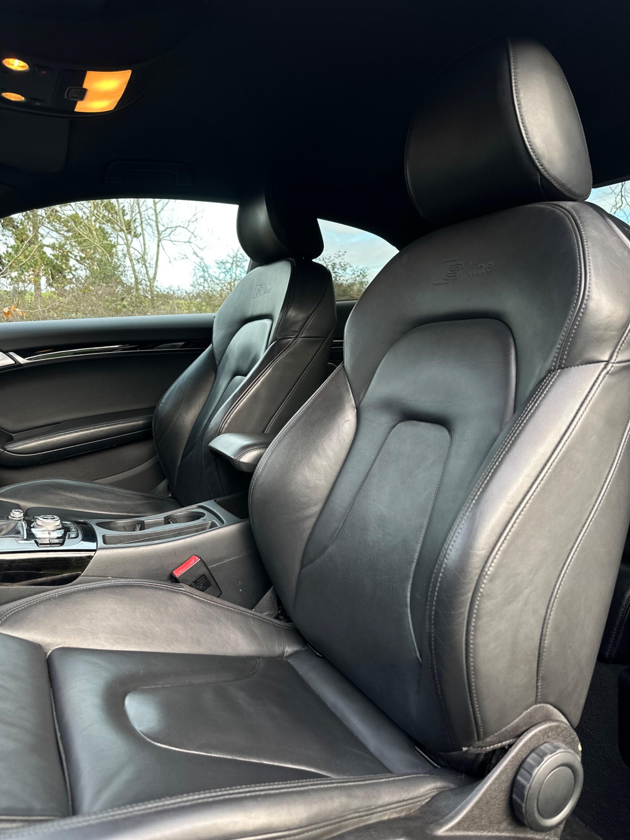 2013 Audi A5 2.0 TDI Black Edition Euro 5 (s/s) 2dr • 118,000 miles image 13