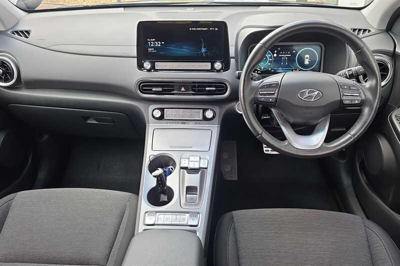 Hyundai Kona view 12