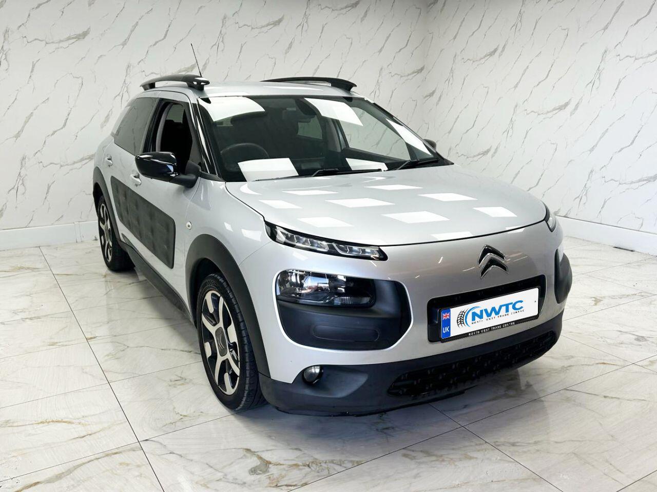 Citroen C4 Cactus view 3