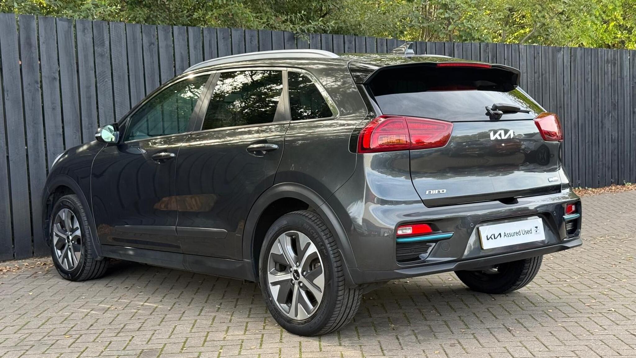 Kia Niro view 6