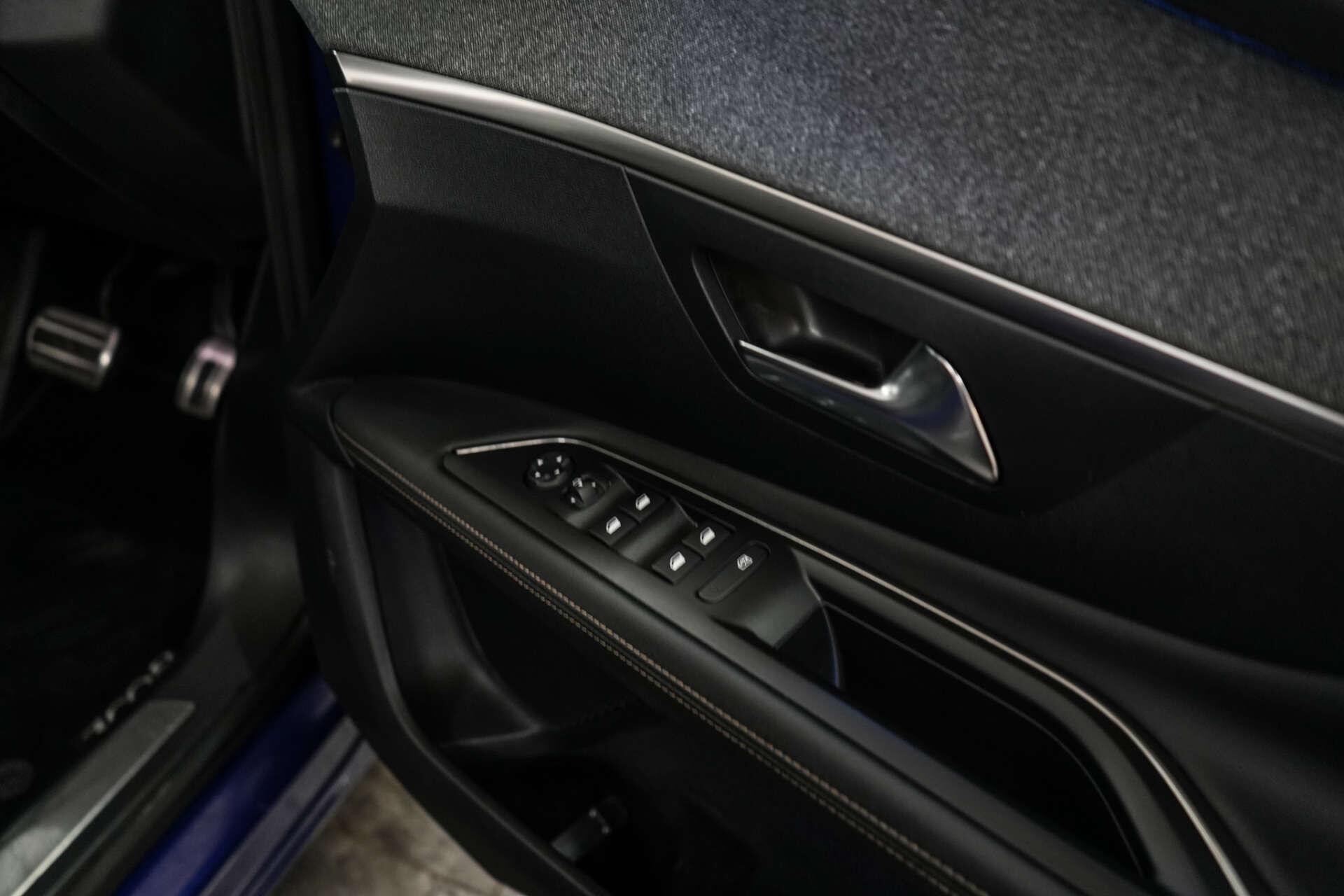 Peugeot 3008 view 17