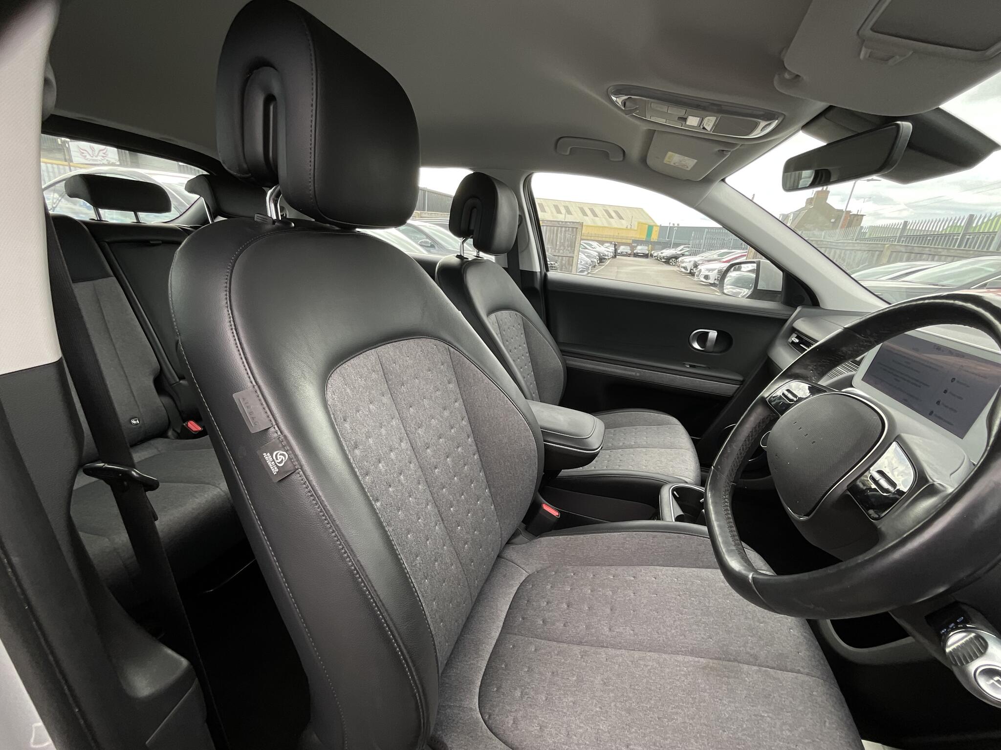 Hyundai Ioniq 5 view 8