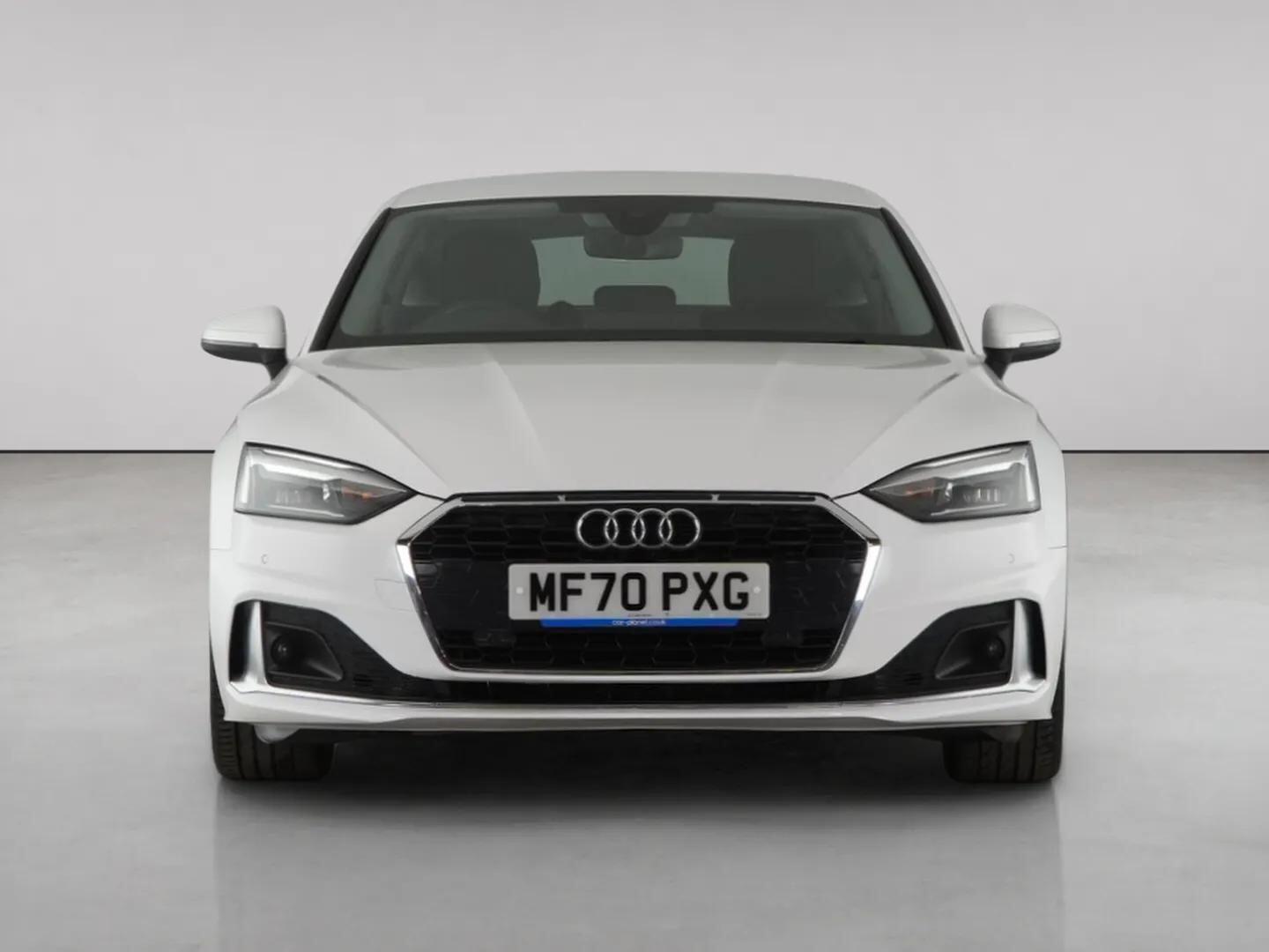 Audi A5 view 5