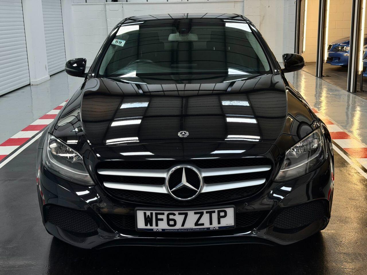 Mercedes-Benz C-Class view 8