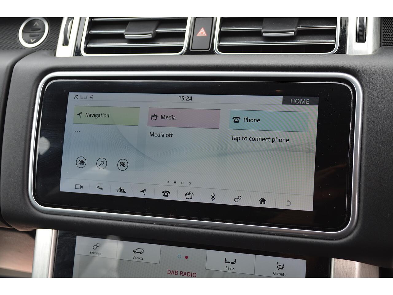 Land Rover Range Rover view 16