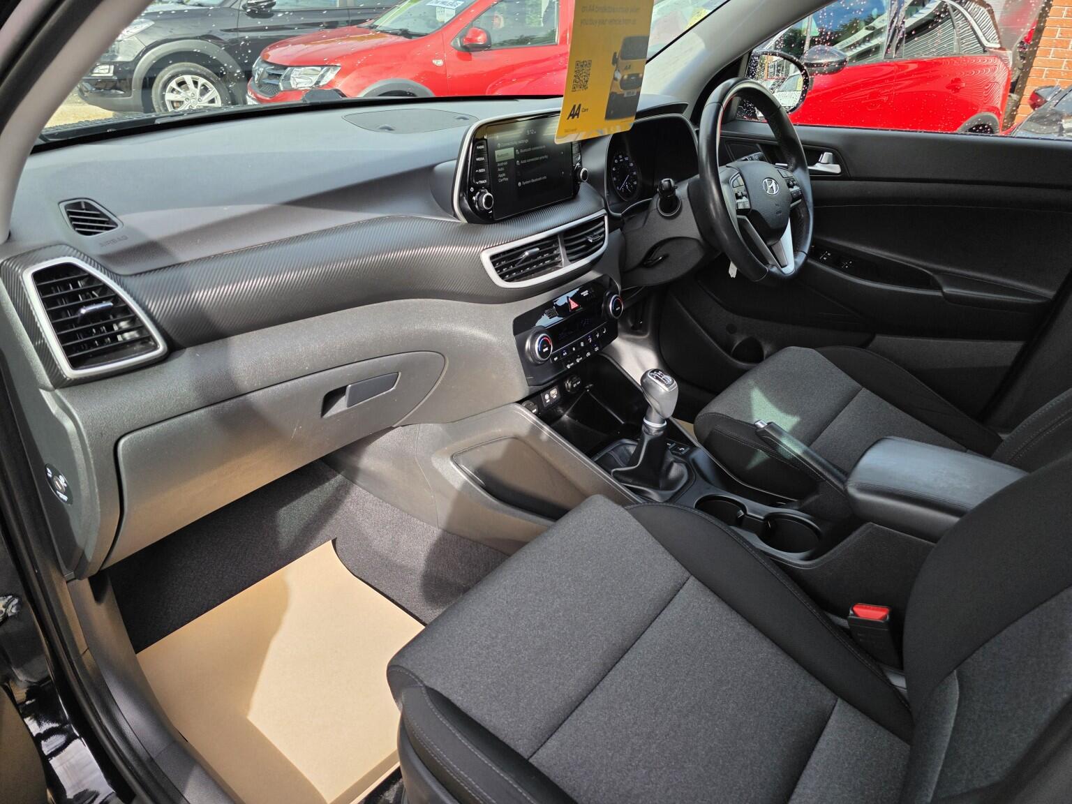 Hyundai Tucson view 26