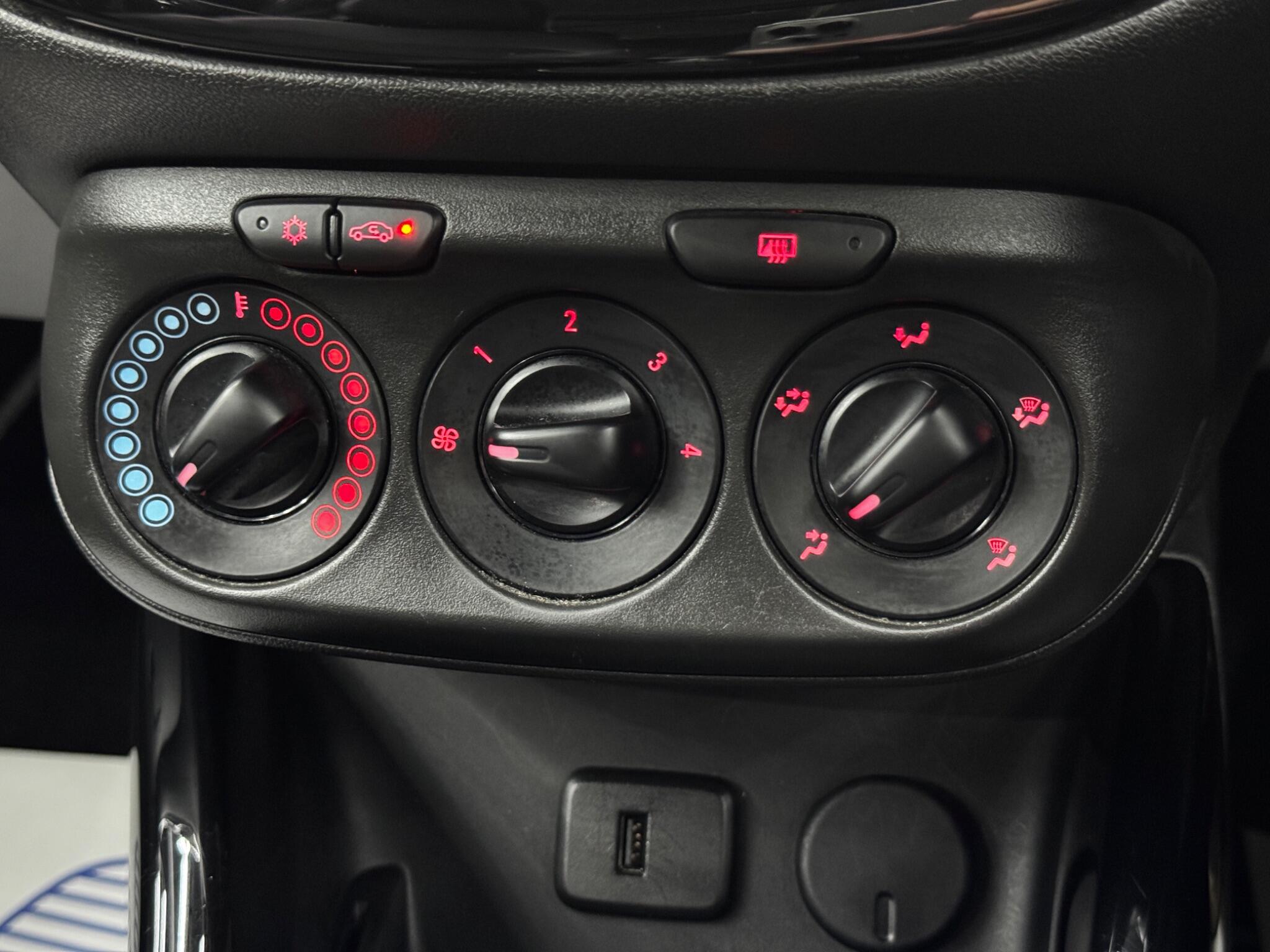 Vauxhall Corsa view 25