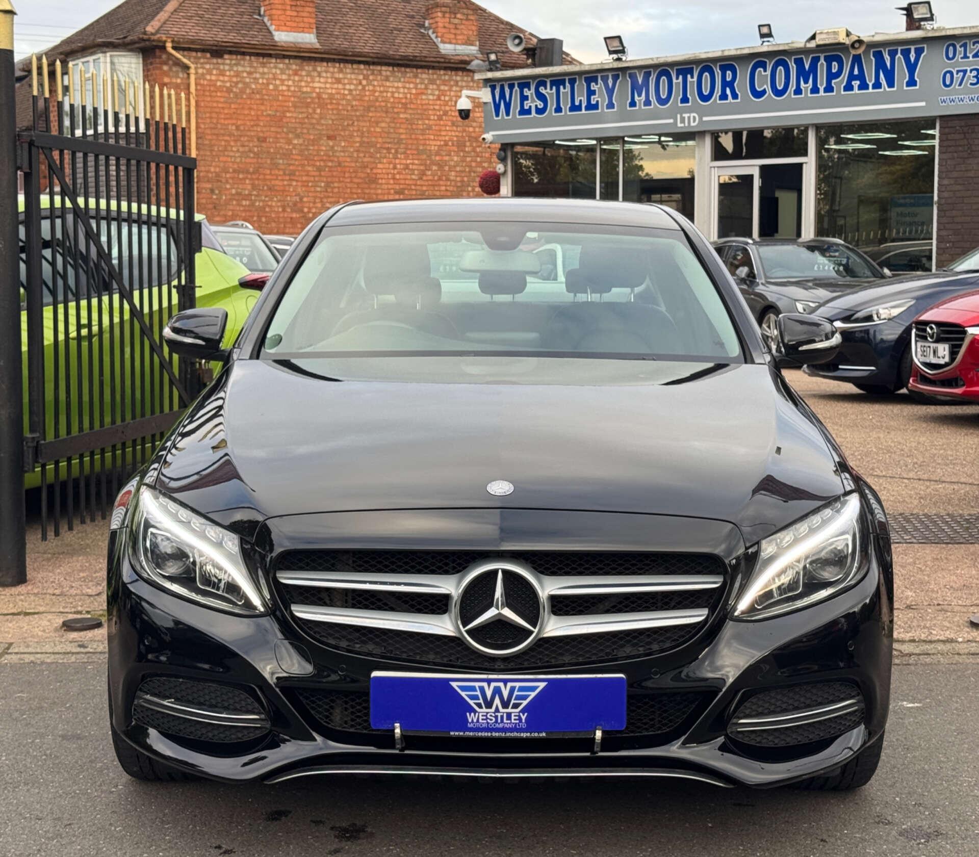 Mercedes-Benz C-Class view 3