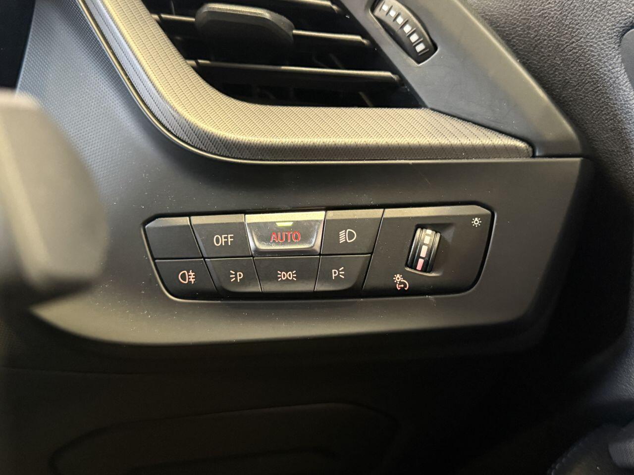 BMW 1 Series view 42
