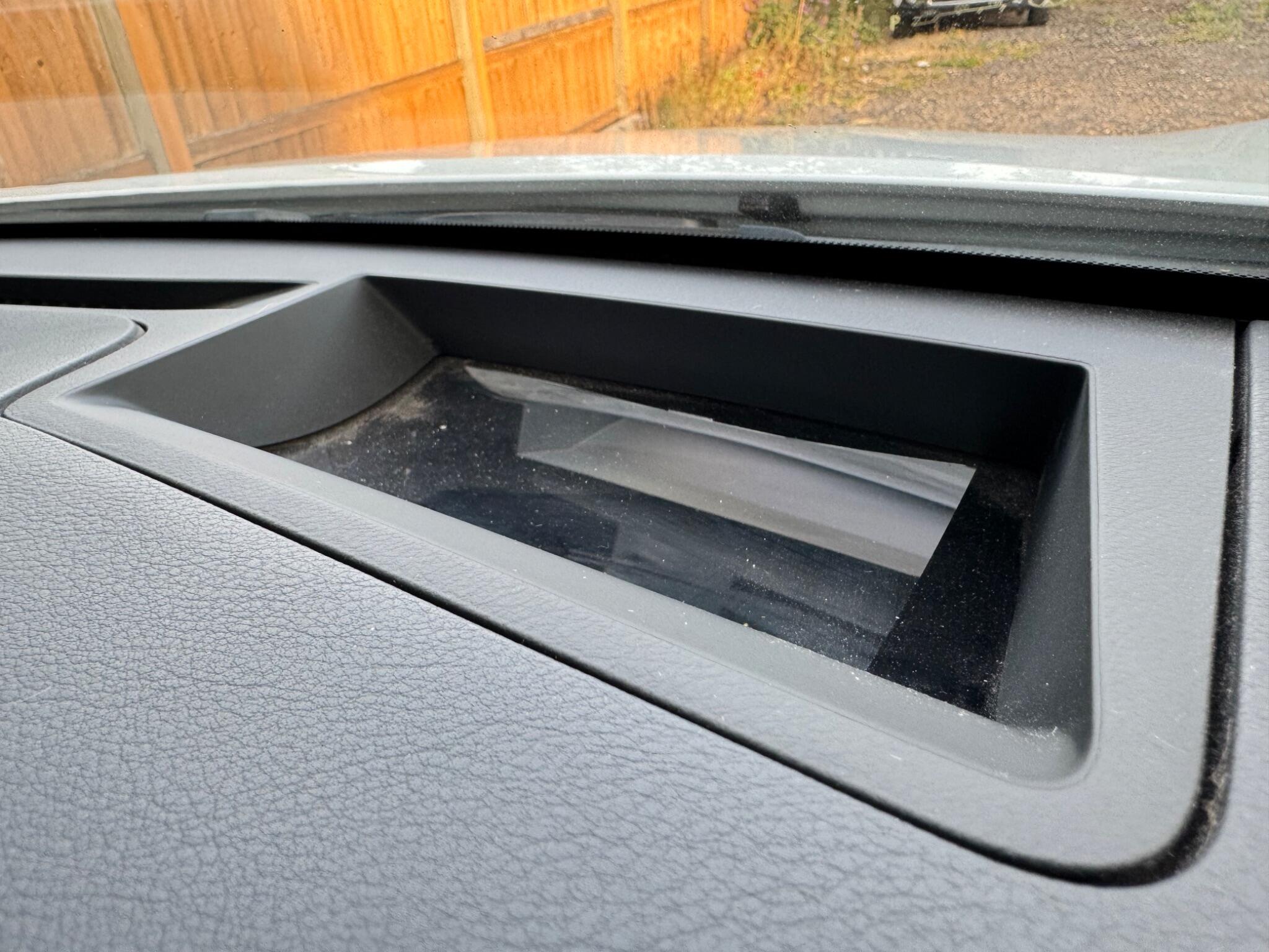 Lexus RX view 80