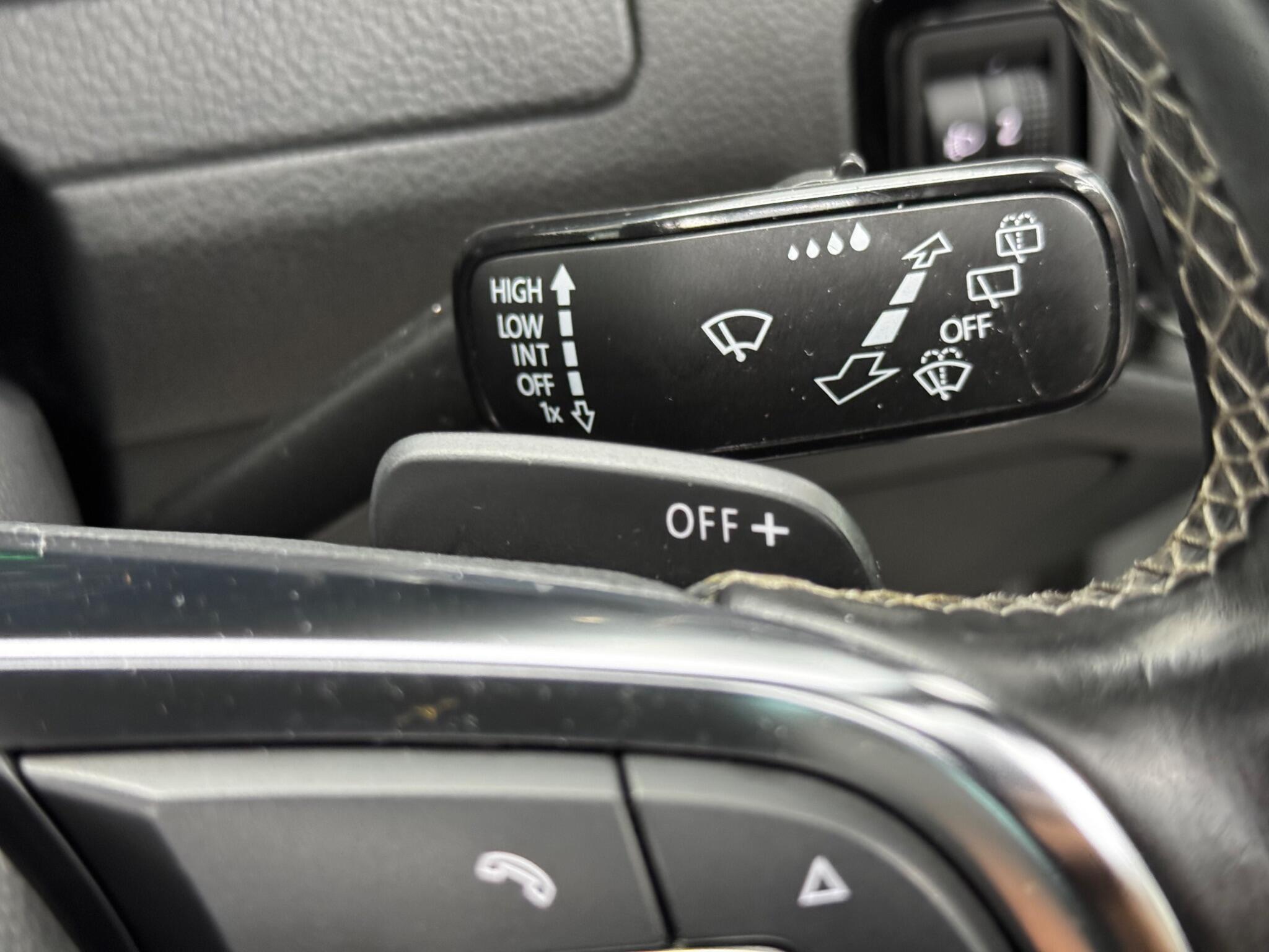 Volkswagen Golf view 26