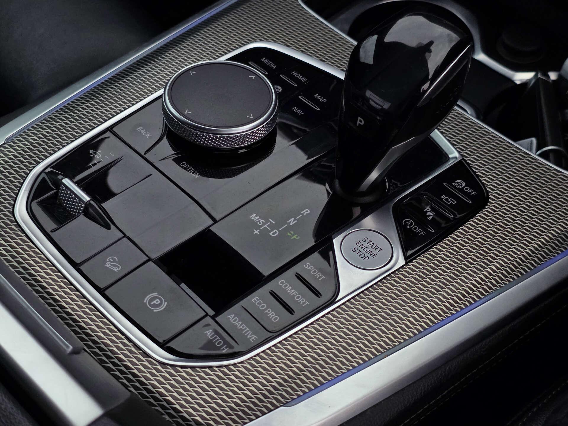 BMW X5 view 28