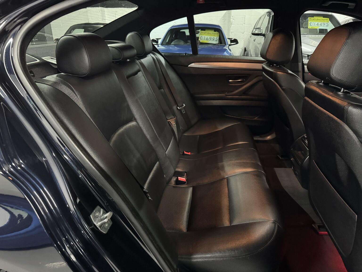 BMW 5 Series view 15