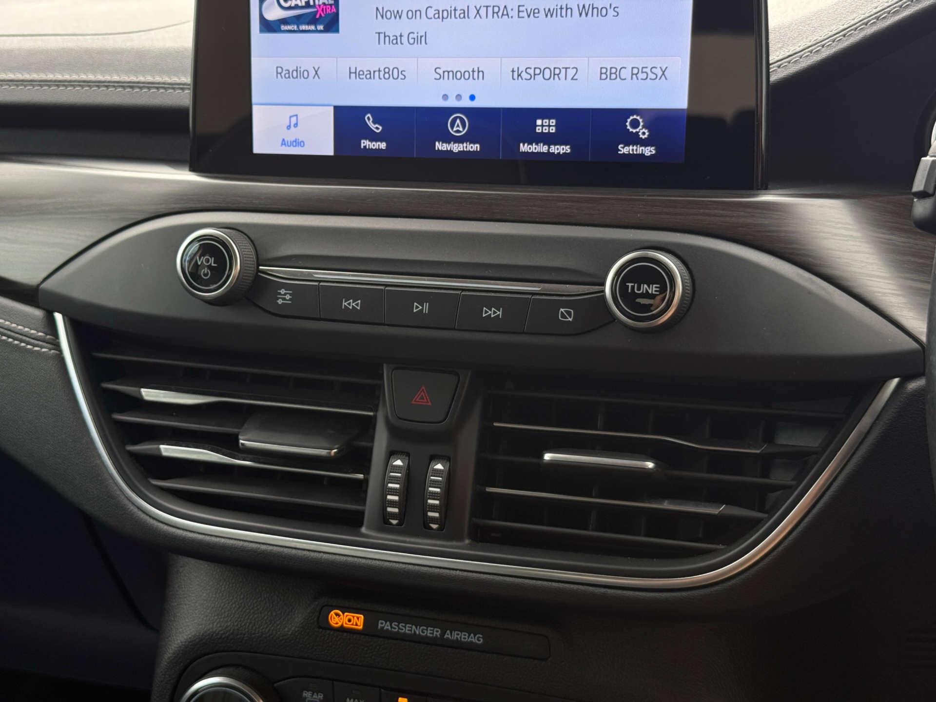 Ford Focus view 59