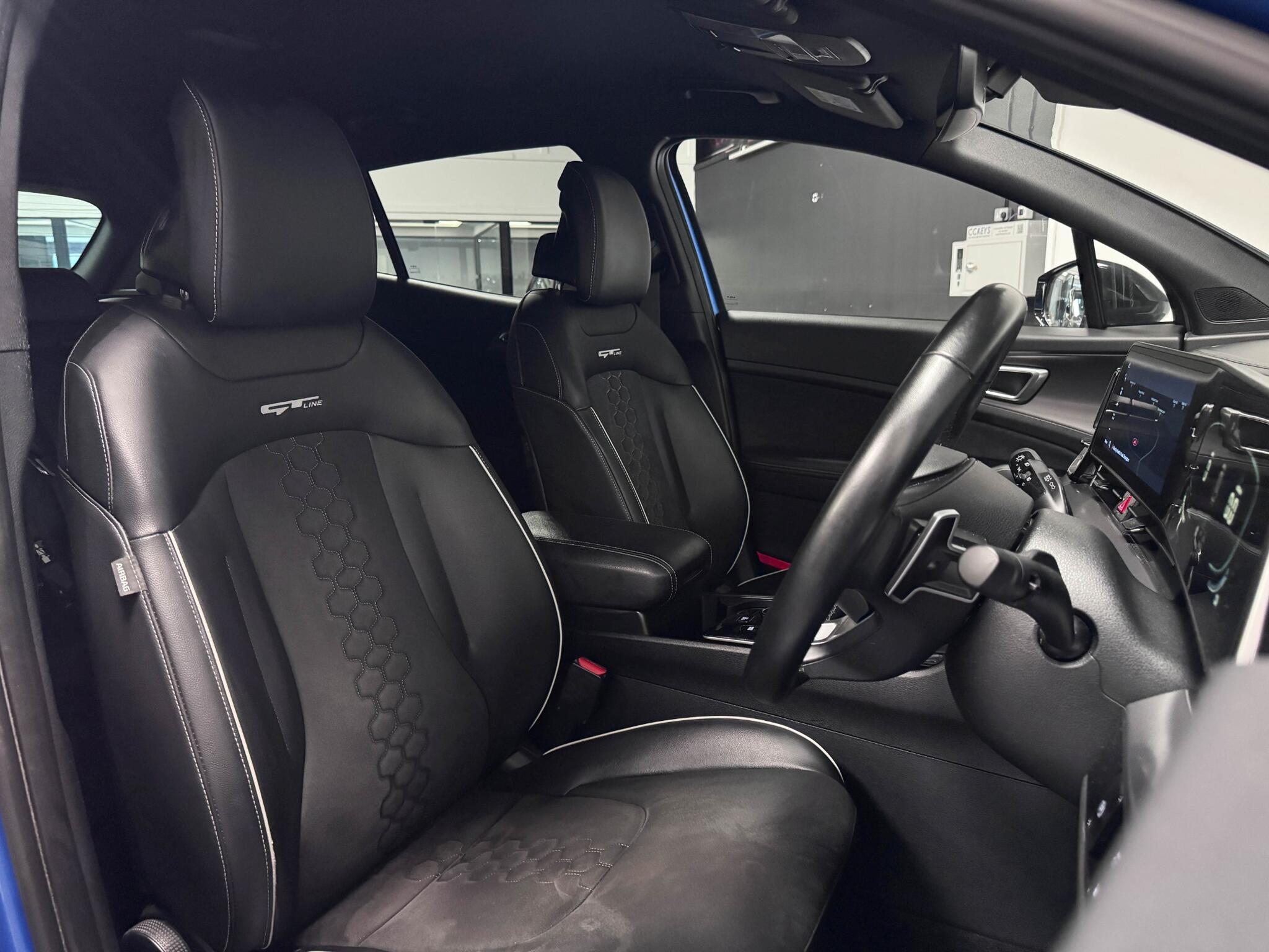 Kia Sportage view 24