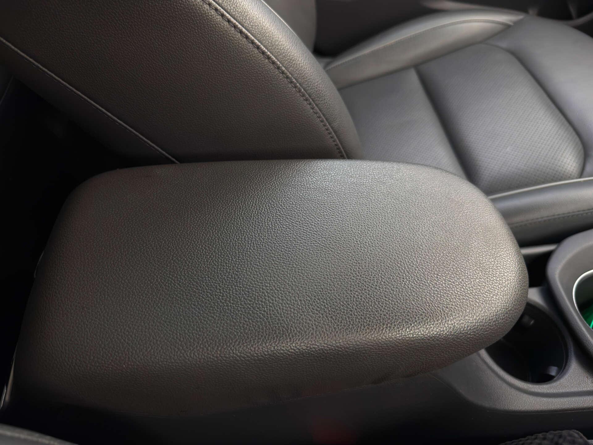Hyundai Ioniq view 62