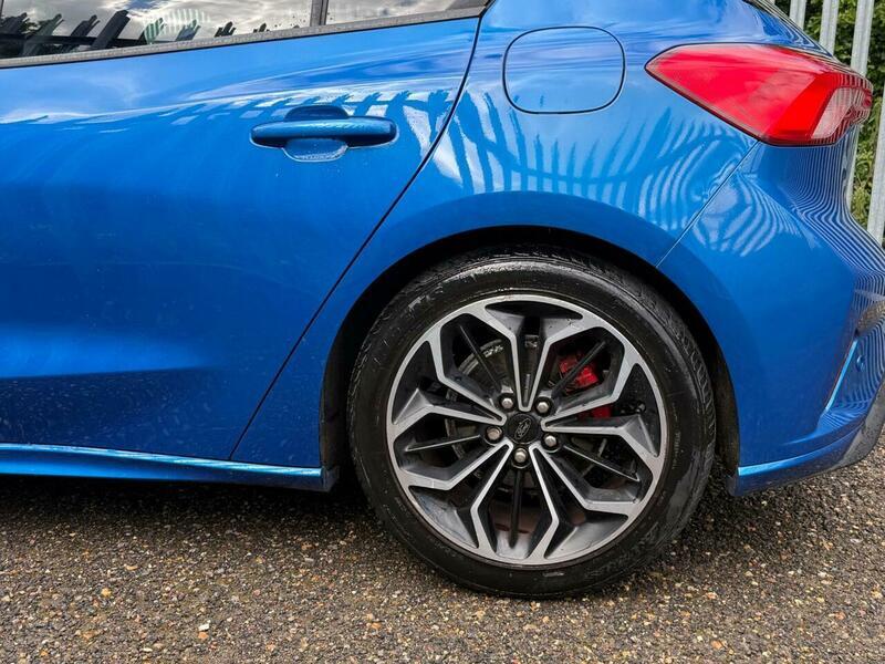 2018 Ford Focus image 42