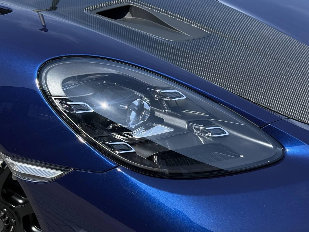 Porsche Cayman view 50