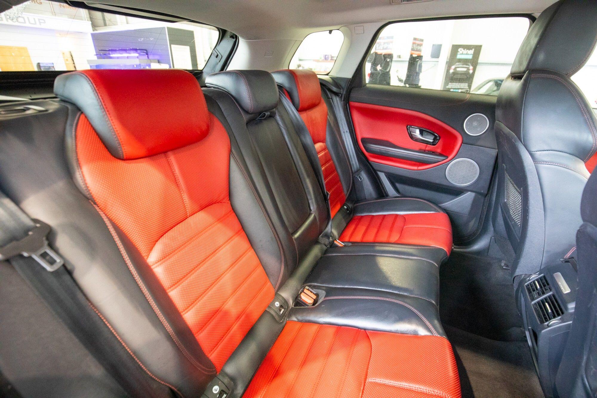 Land Rover Range Rover Evoque view 18