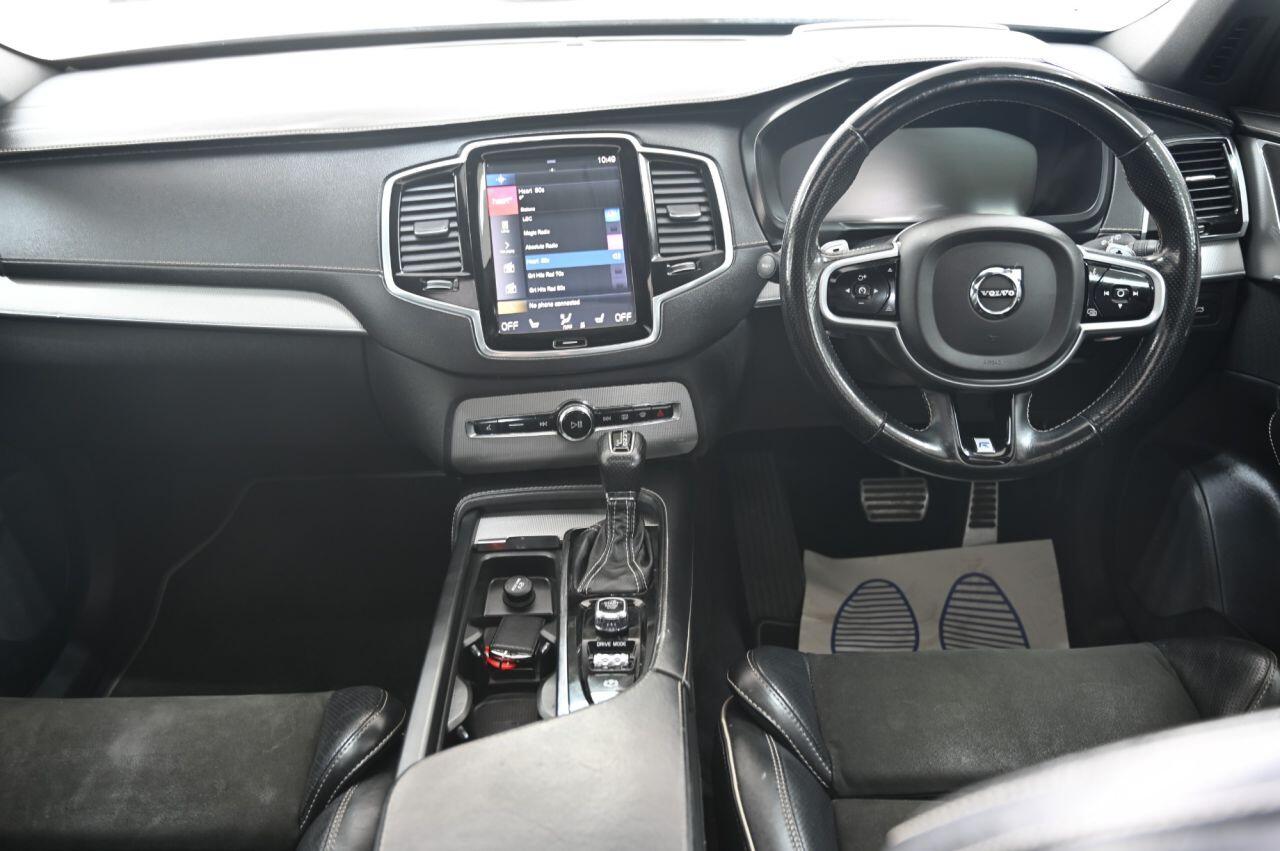 Volvo XC90 view 20