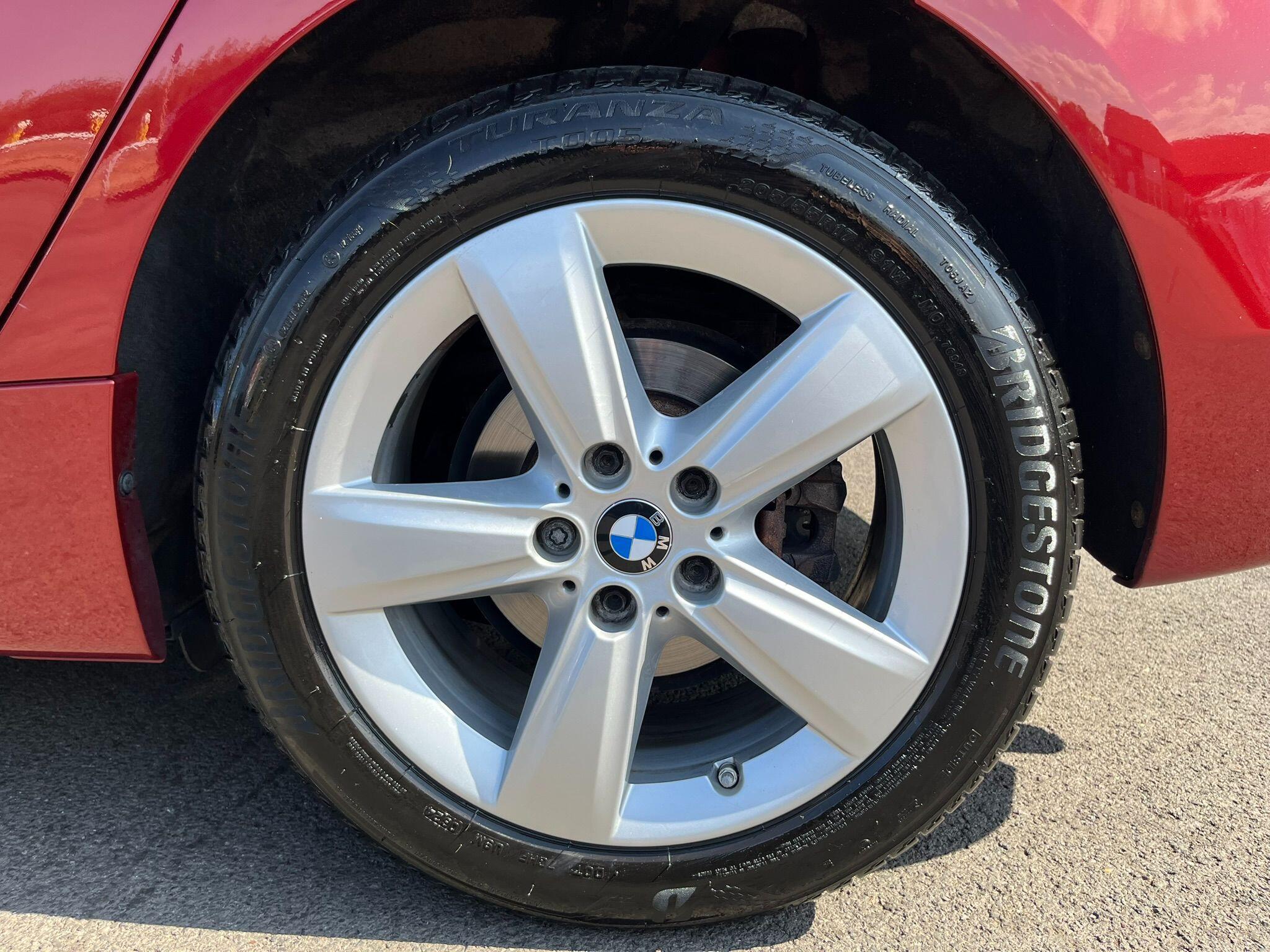 BMW 2 Series Active Tourer view 42