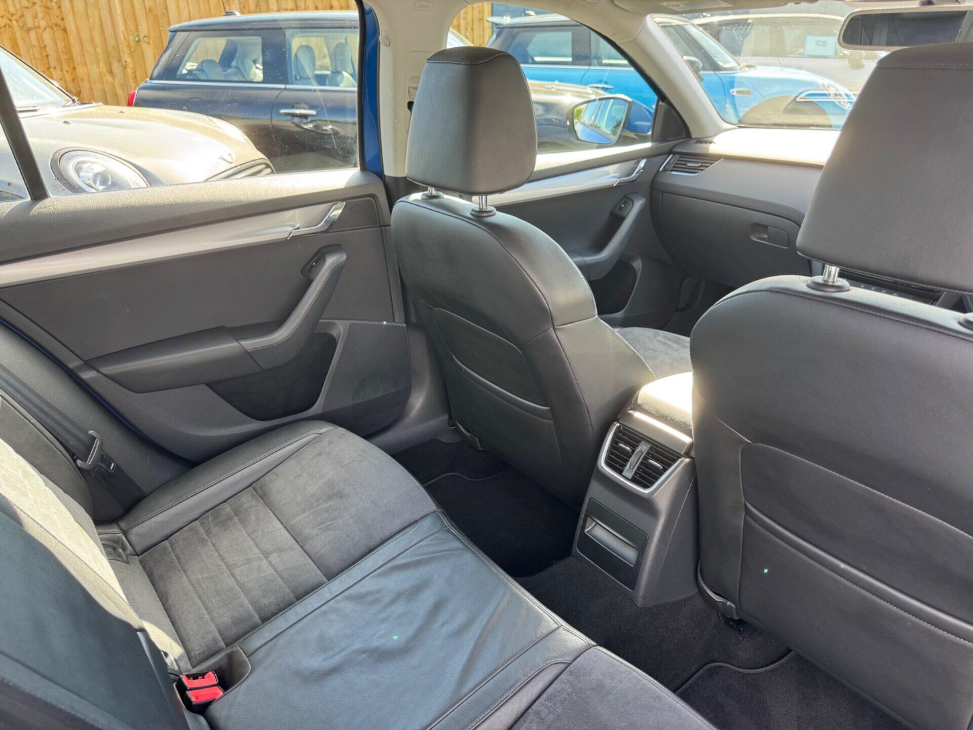 Skoda Octavia view 53