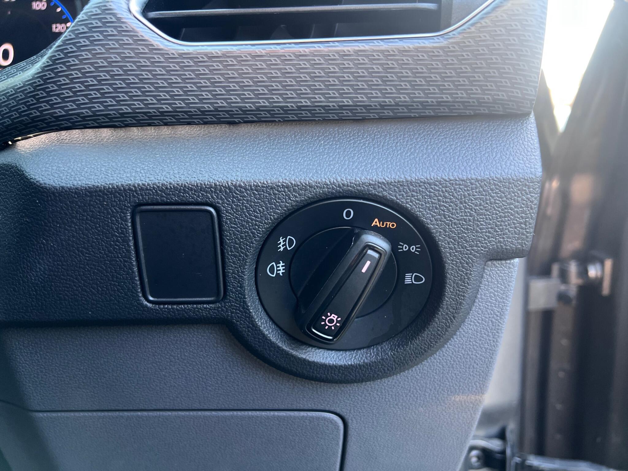 Volkswagen T-Cross view 30