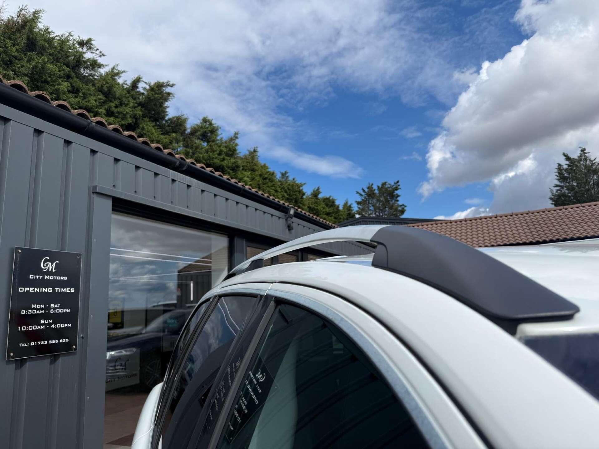Volvo XC90 view 7