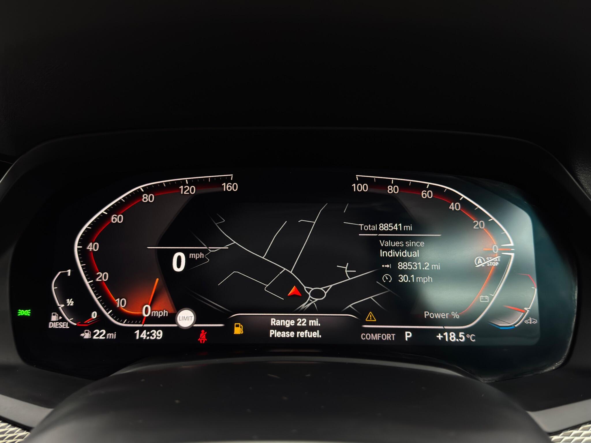 BMW X6 view 22