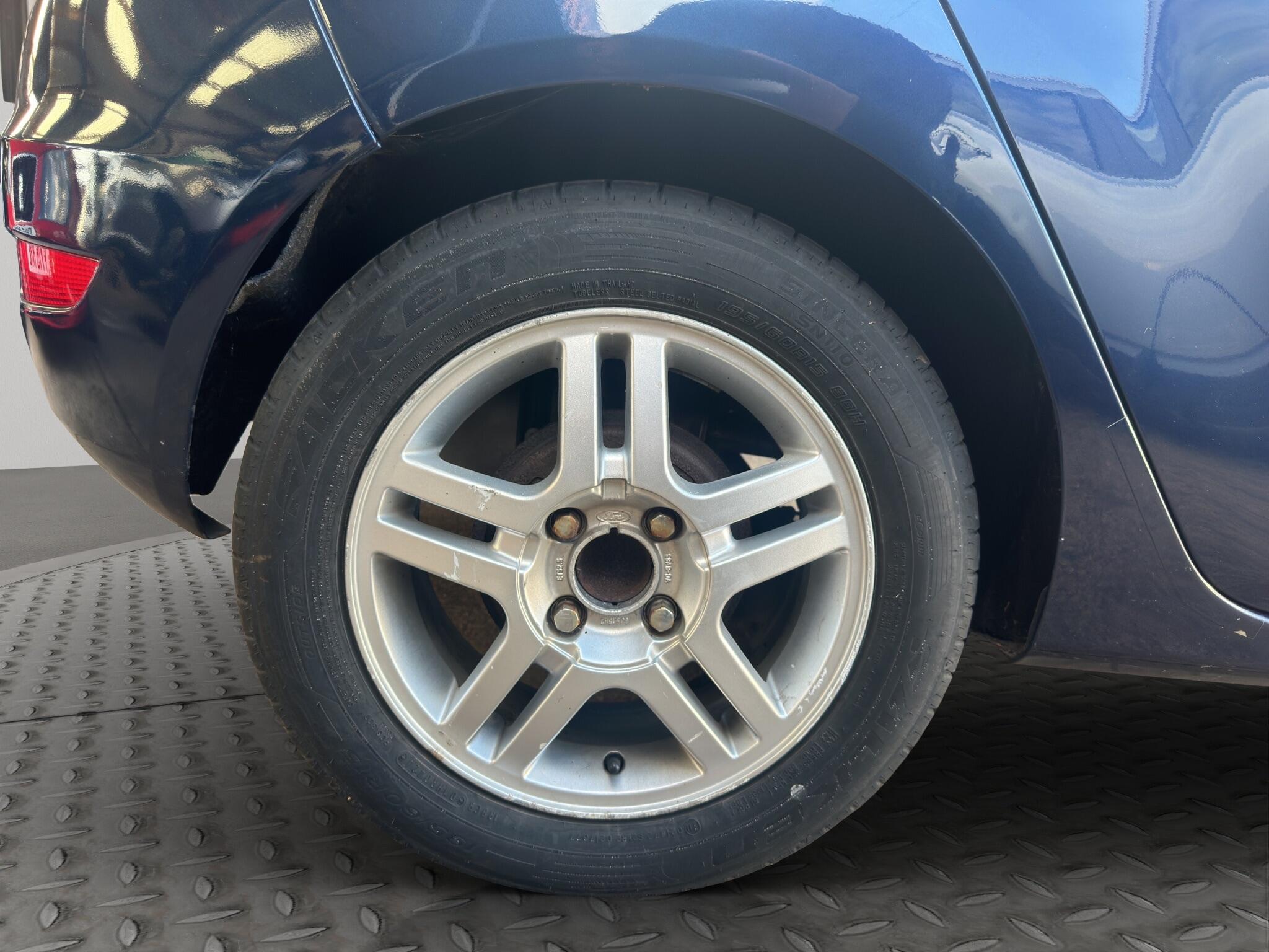Ford Fiesta view 19