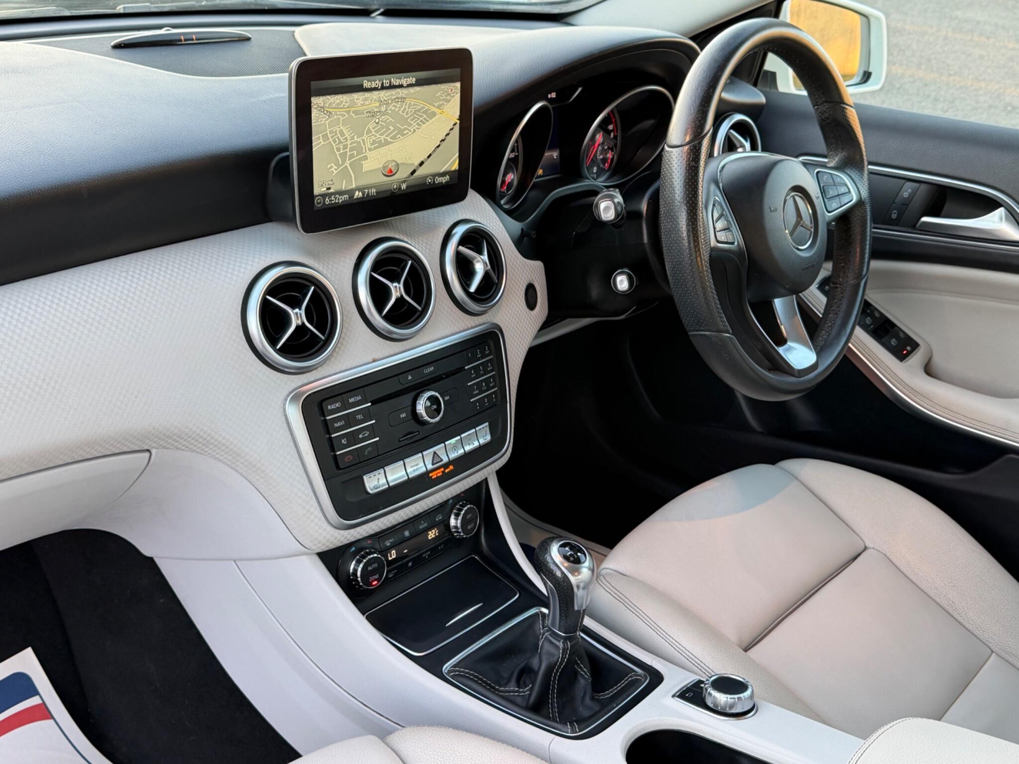 Mercedes-Benz A-Class view 12