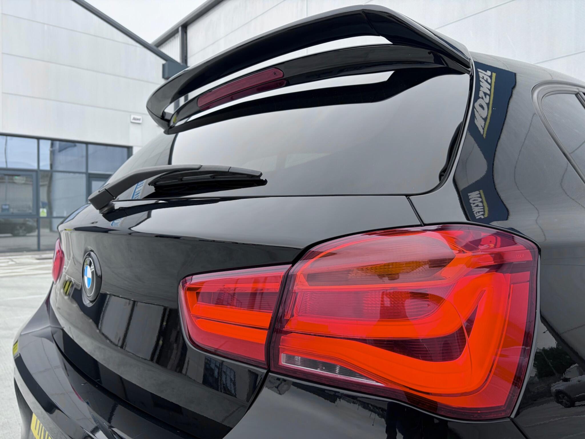BMW 1 Series view 4