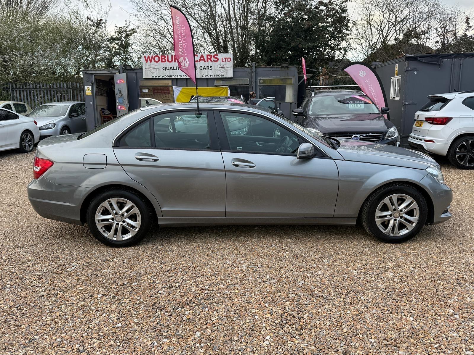 Mercedes-Benz C Class view 24