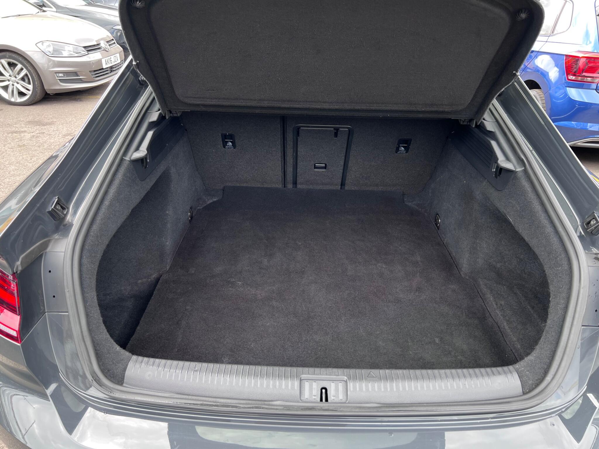 Volkswagen Arteon view 40