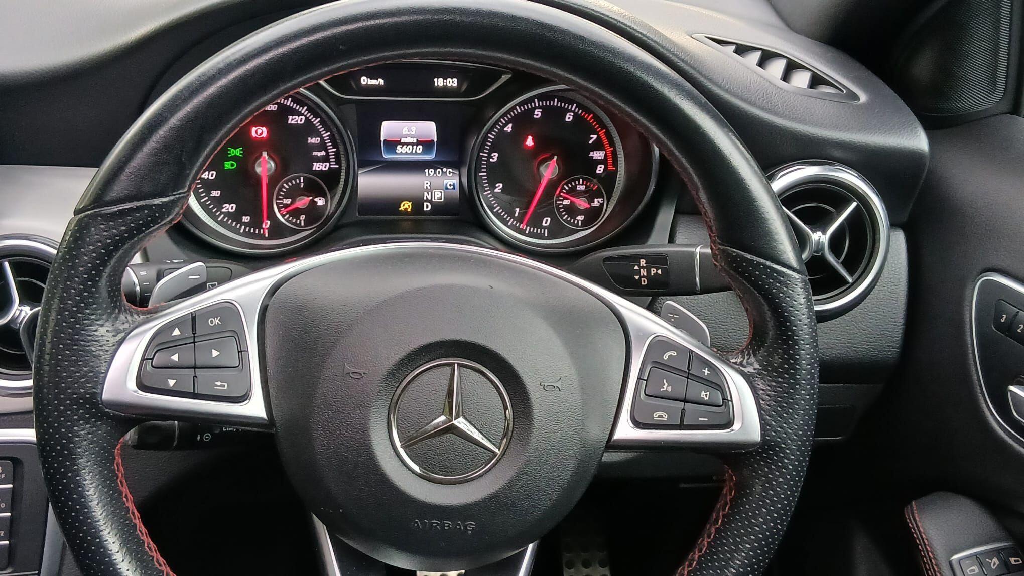 Mercedes-Benz Gla view 55