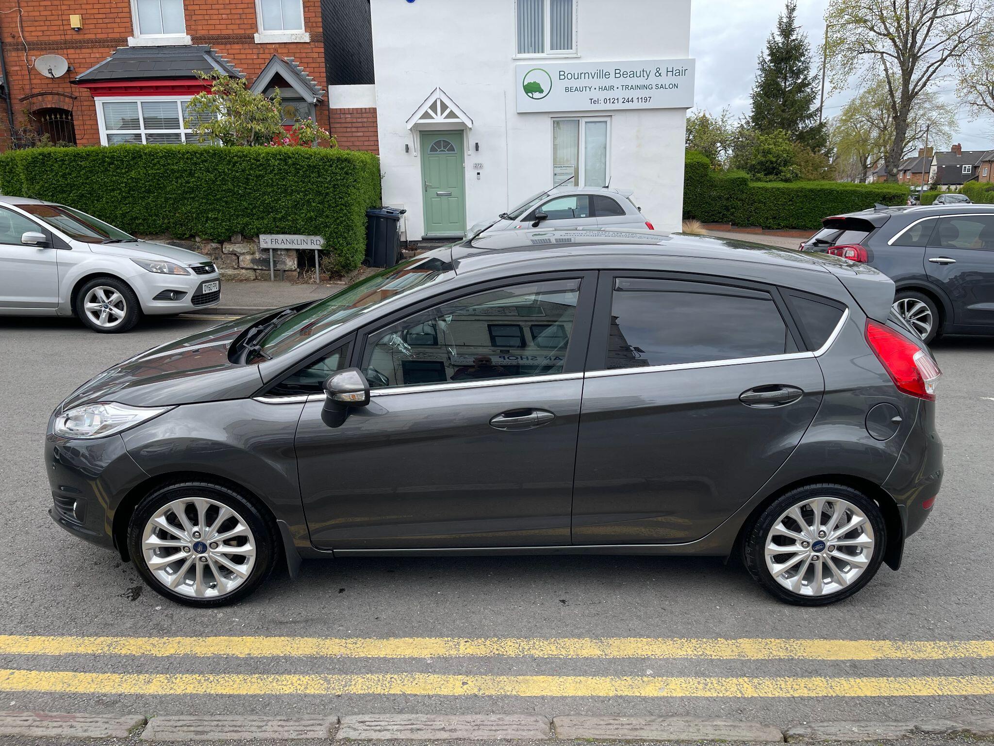 Ford Fiesta view 16
