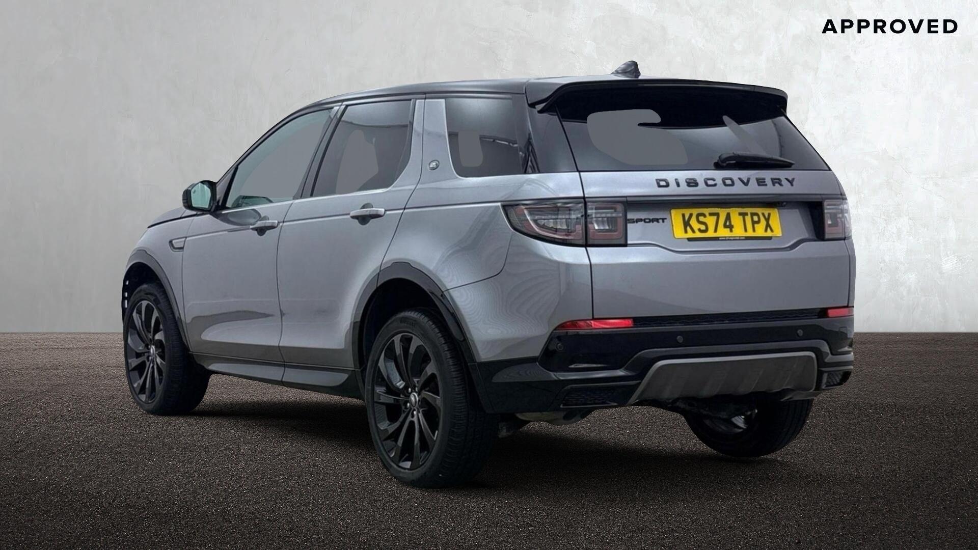 Land Rover Discovery Sport view 2