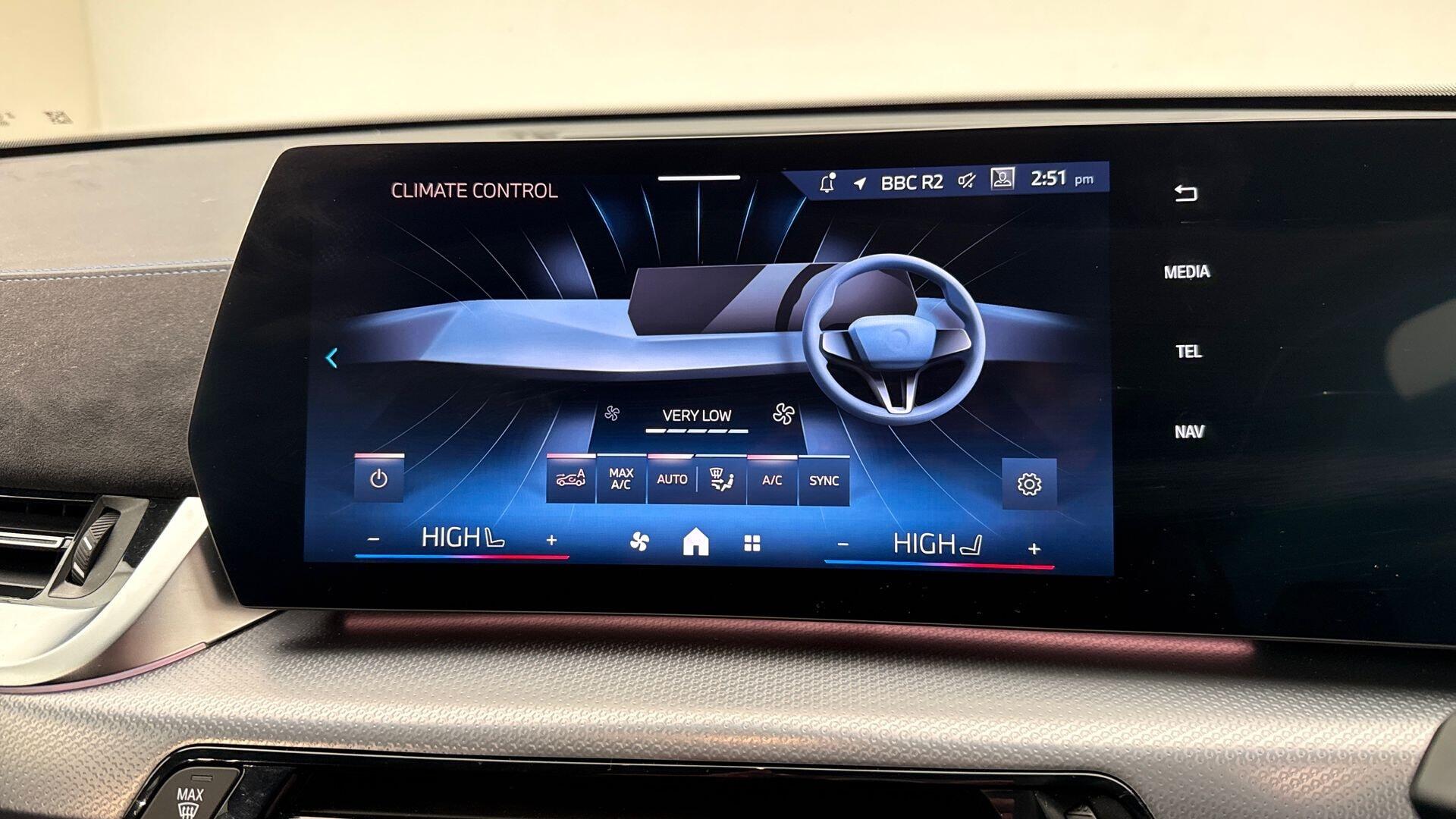 BMW iX2 view 25