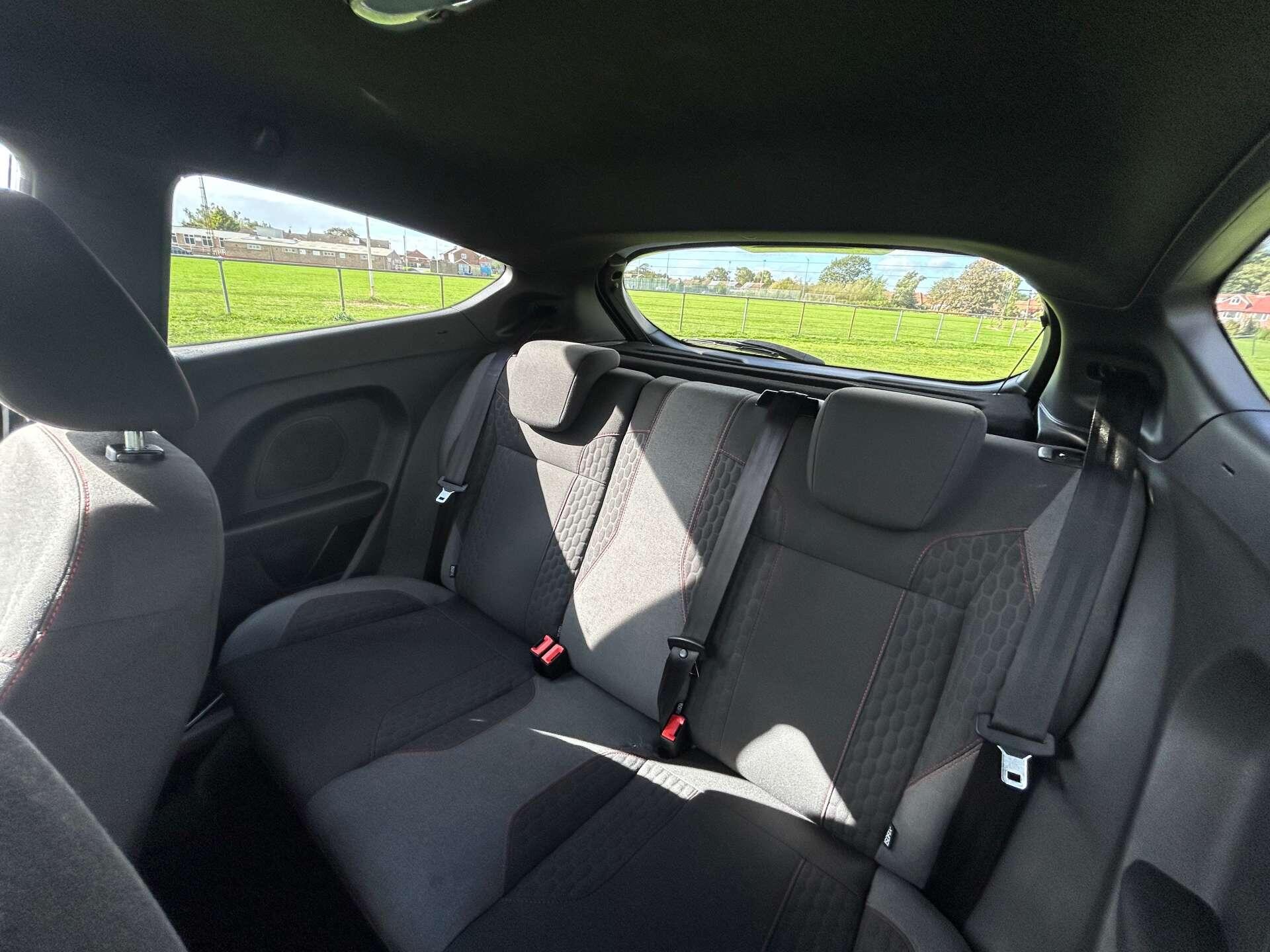 Ford Fiesta view 38