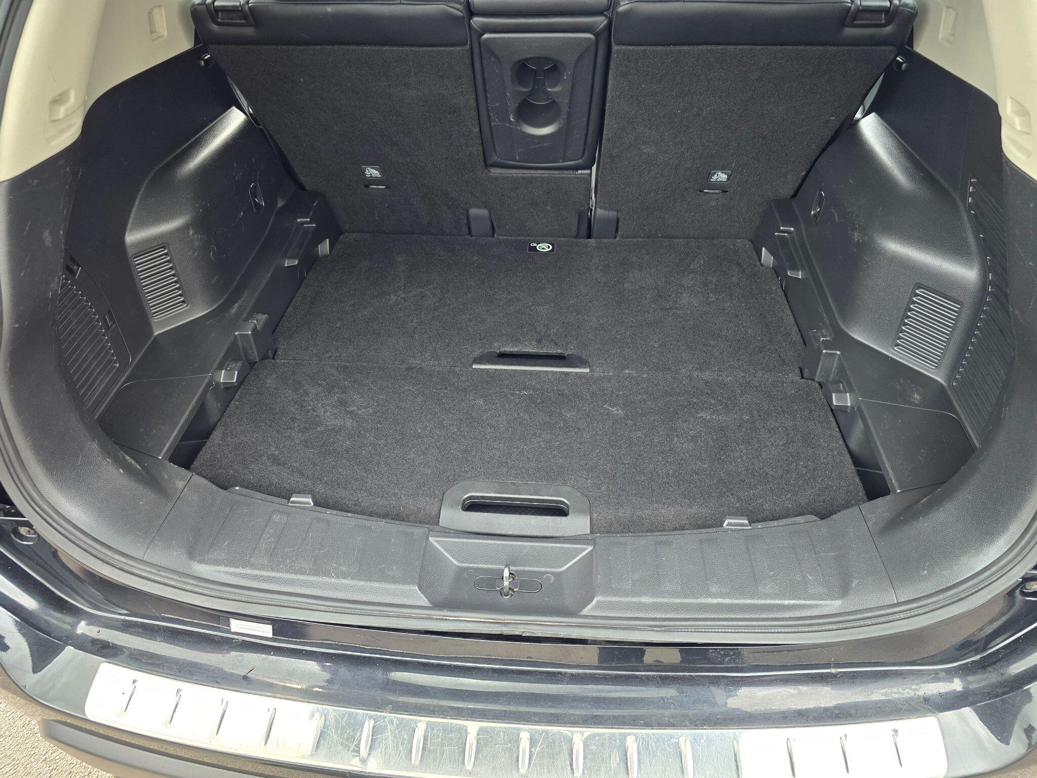 Nissan X-Trail view 62