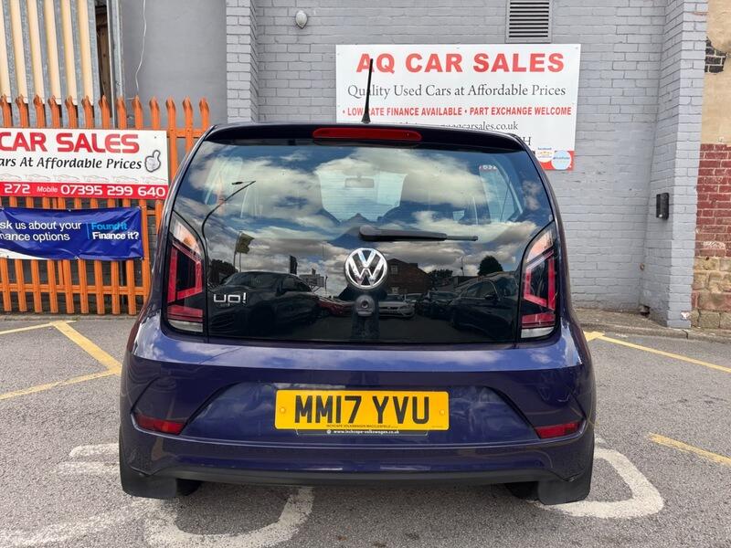 Volkswagen Up! view 6