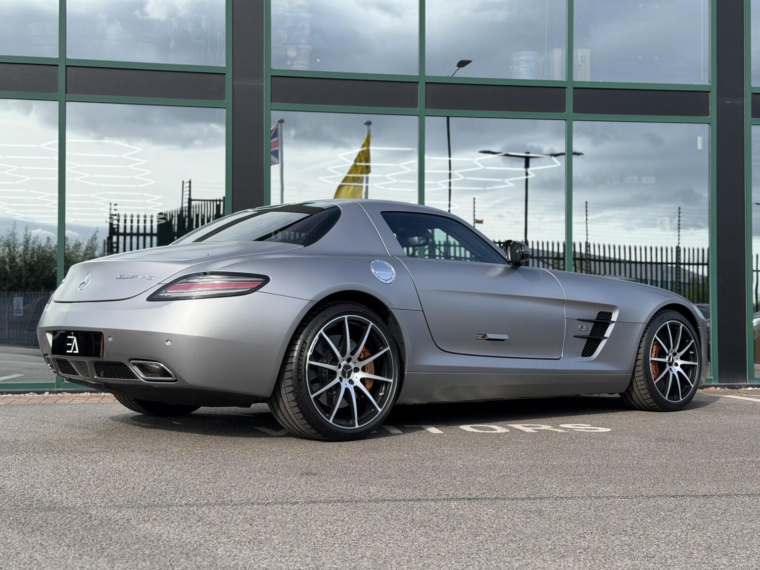 Mercedes-Benz Amg GT view 50