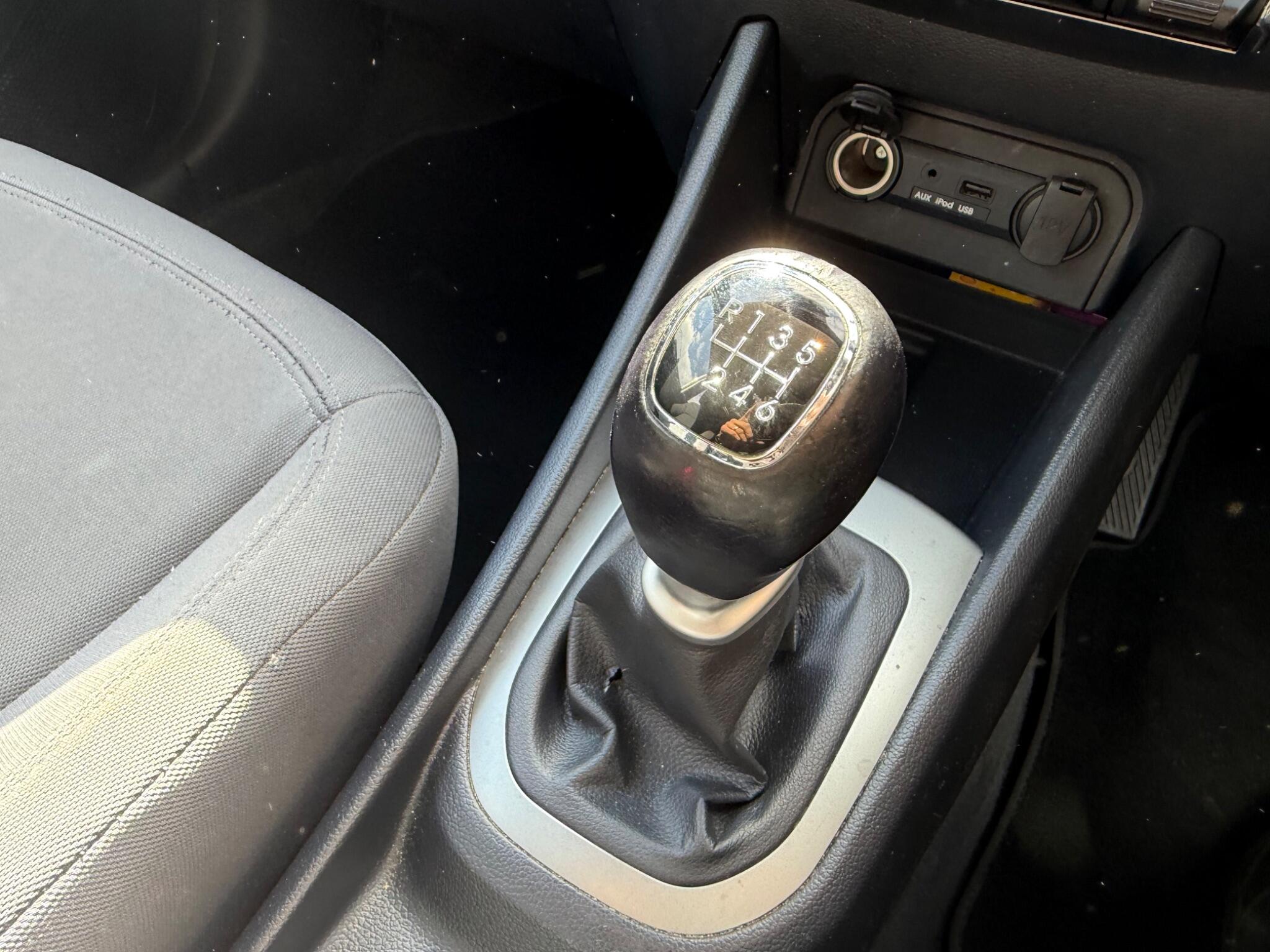 Kia Rio view 31